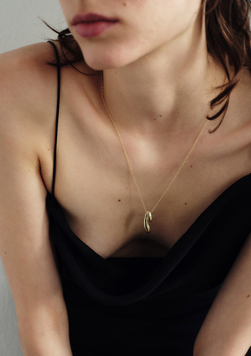 Snuggle Necklace 18K Gold