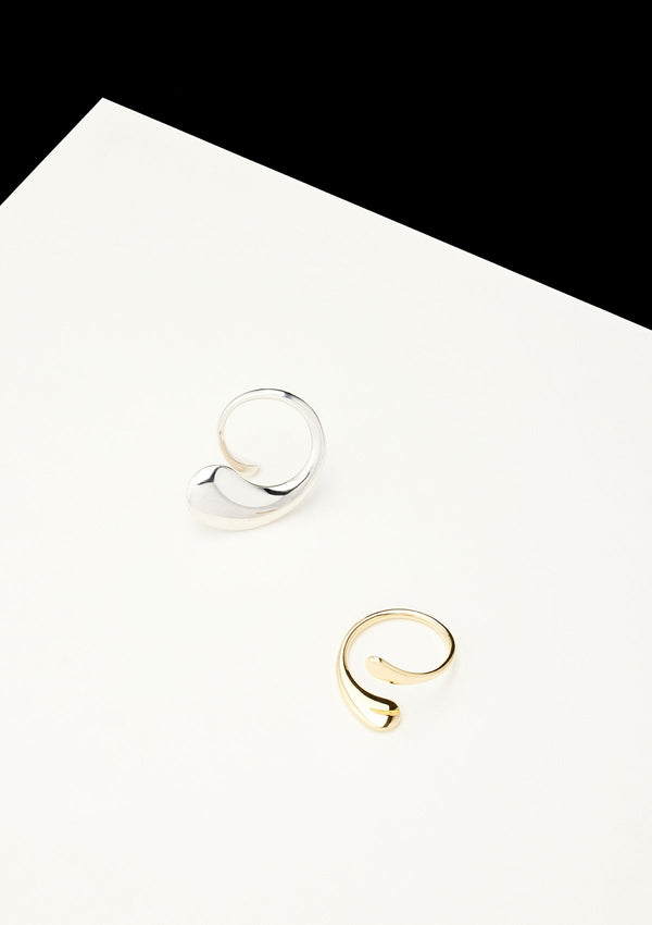 Fluid Ring 18K Gold